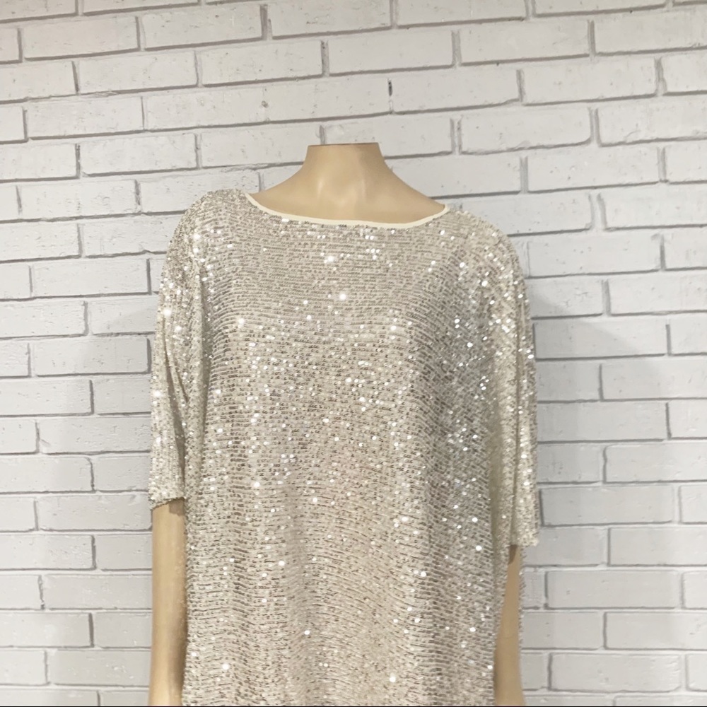 Zara Women’s Sequin Knit Ecru‎ Cape - Picture 2 of 10